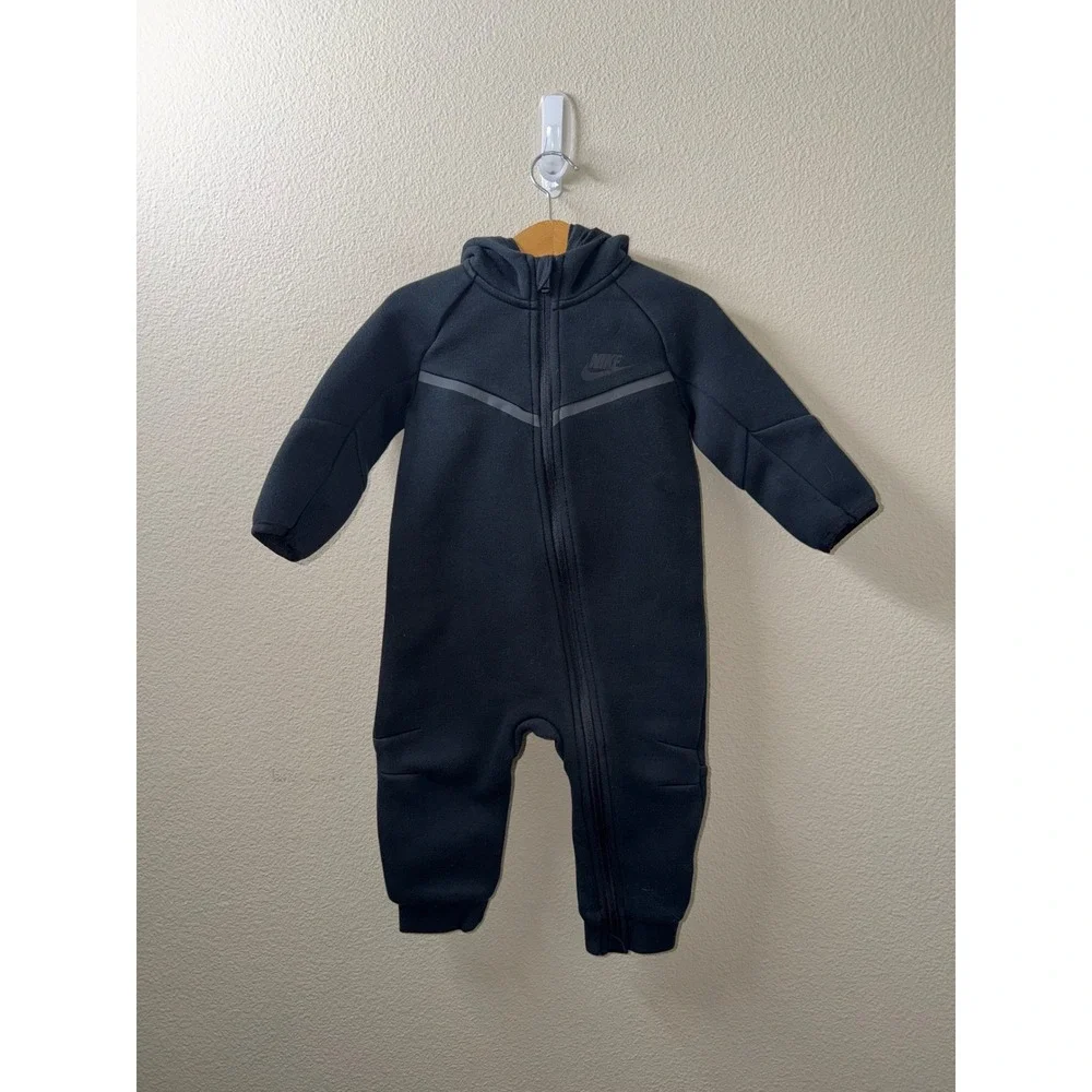 Boys Nike Tech Jumpsuit Size 18 Months
